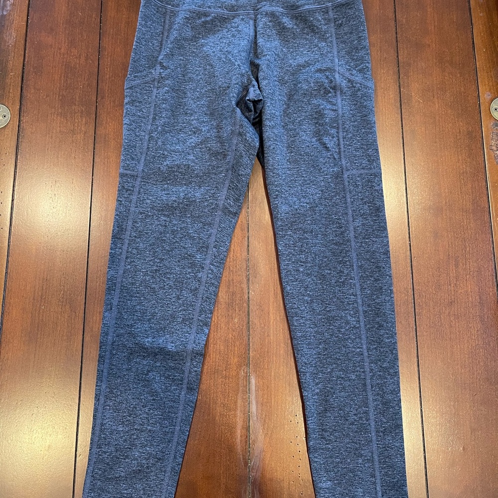 Aerie Offline, Size M, NWT